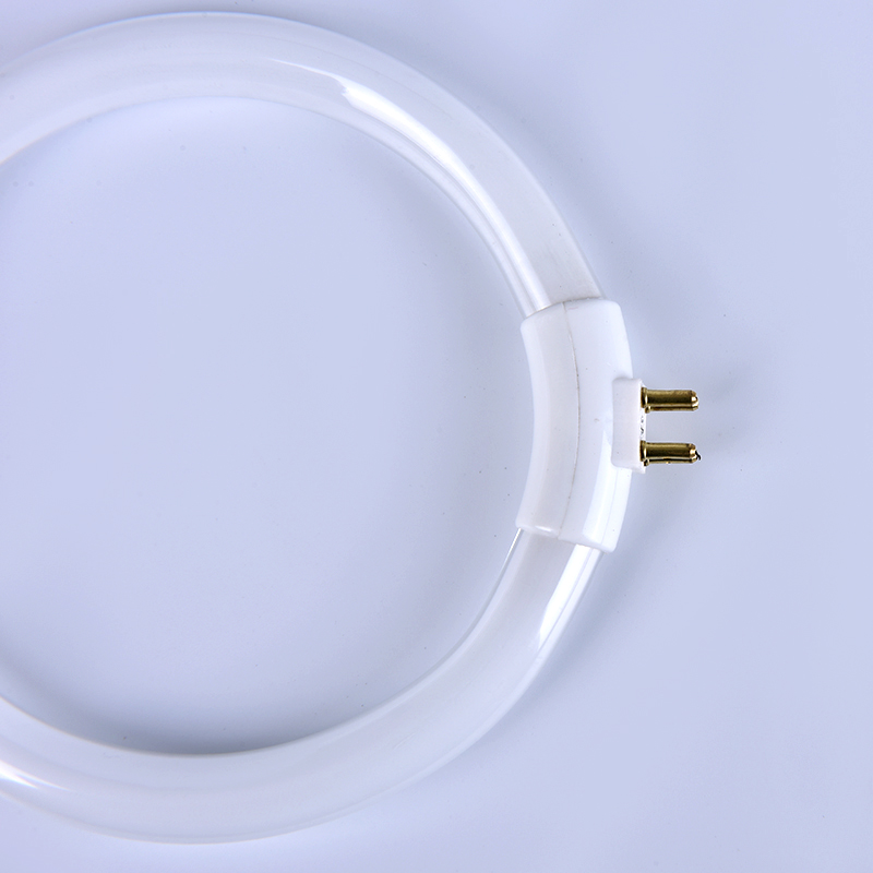 1 個白い小さなデスクラウンドランプ電球蛍光リングランプ環状 - Ring Light Desk Small のレビューと価格